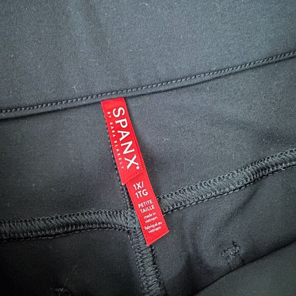 SPANX Ponte Ankle Legging Pants w Back Pockets in Black - Picture 6 of 10